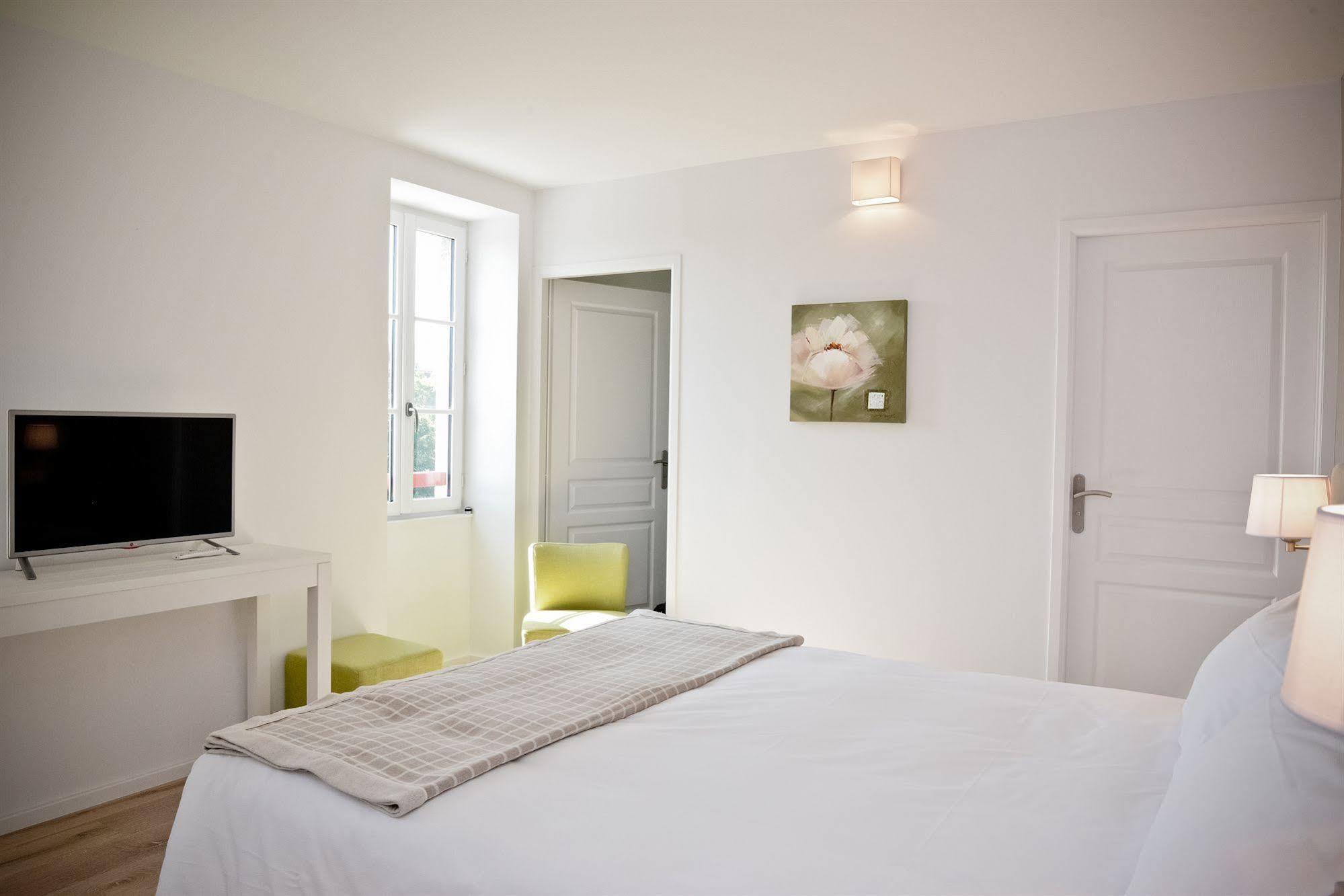 Hotel & Spa Harretchea, Cote Basque Ahetze Bagian luar foto