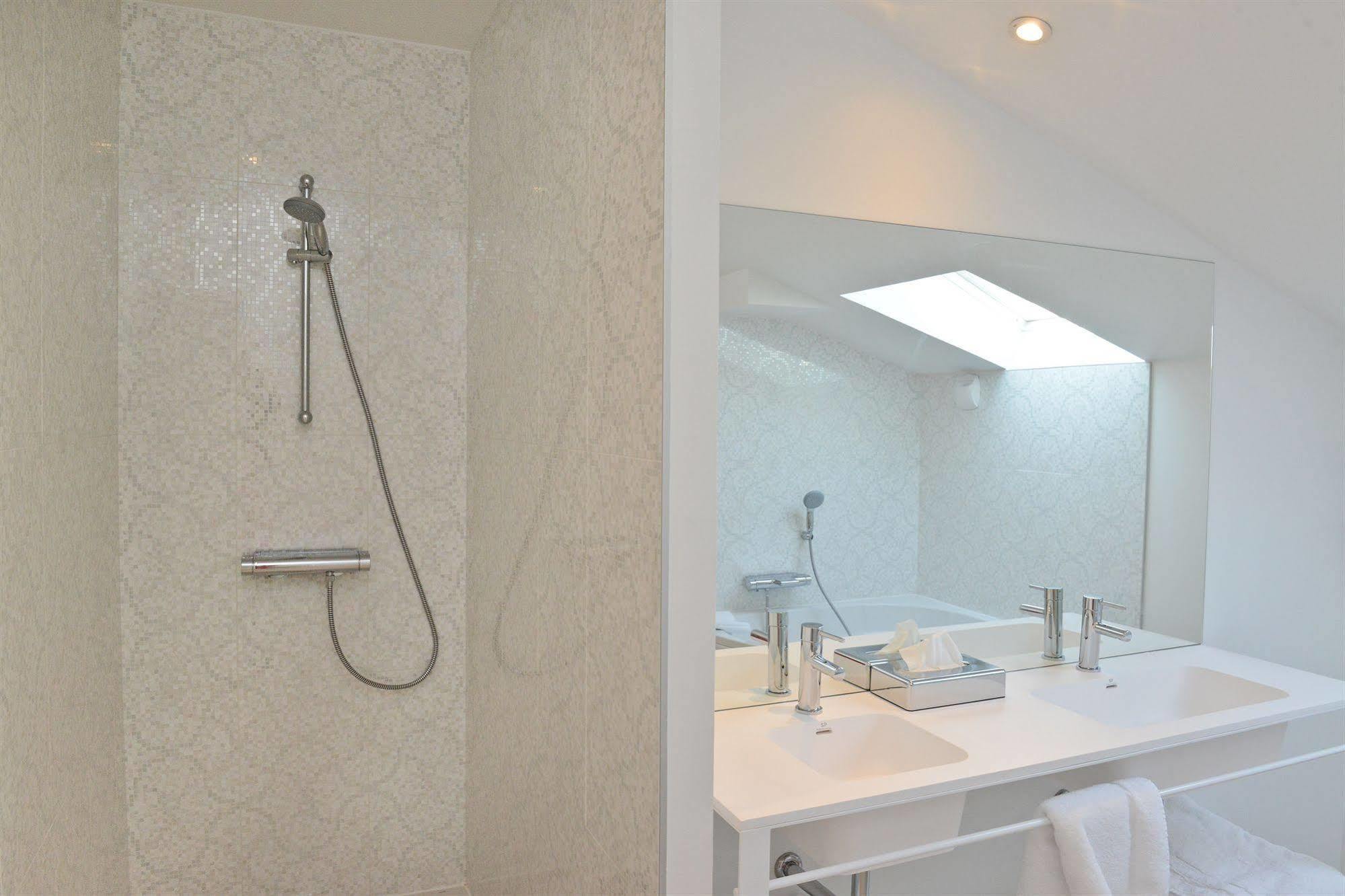 Hotel & Spa Harretchea, Cote Basque Ahetze Bagian luar foto